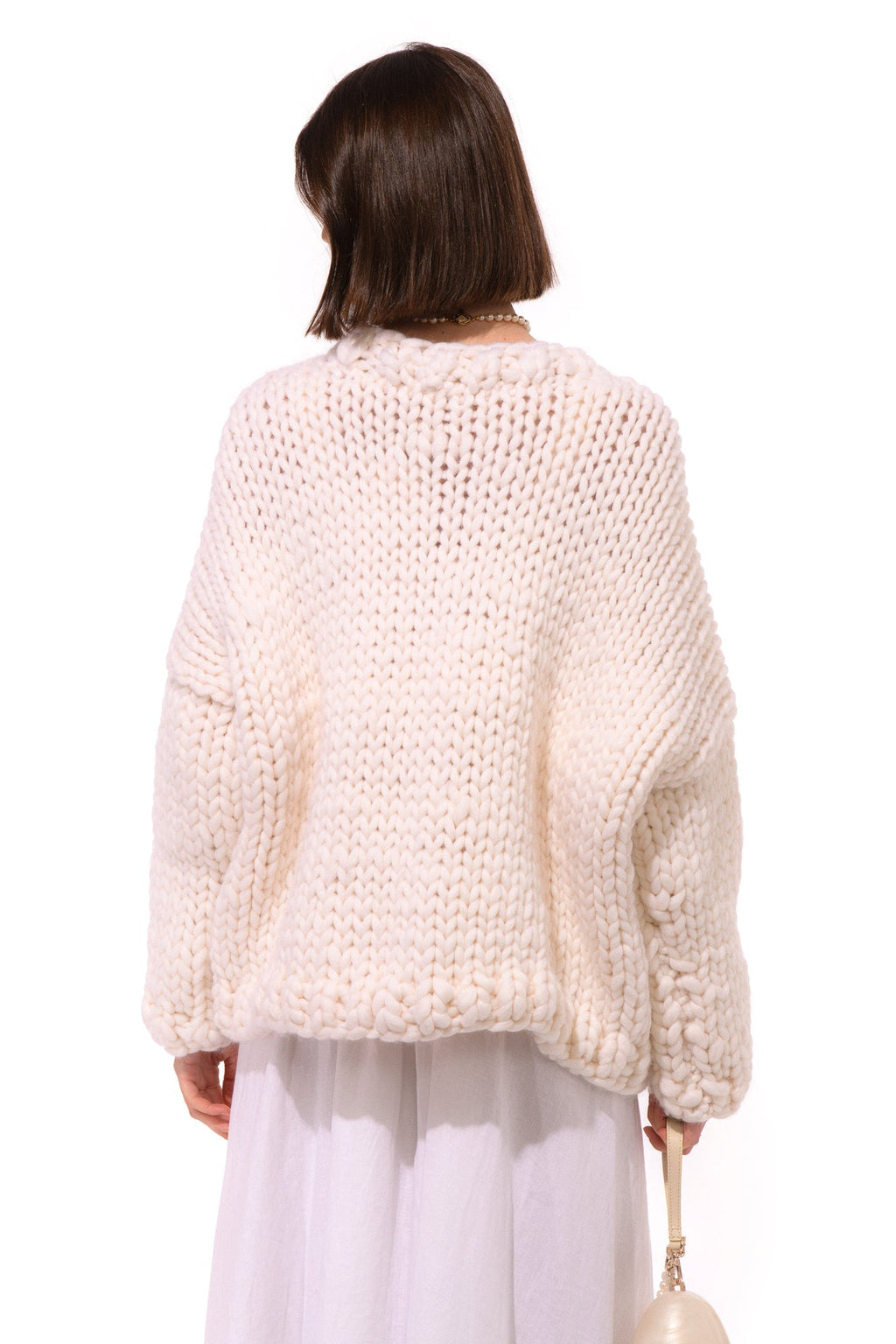 Klarza cream chunky knit sweater with pink bow – additional view 4